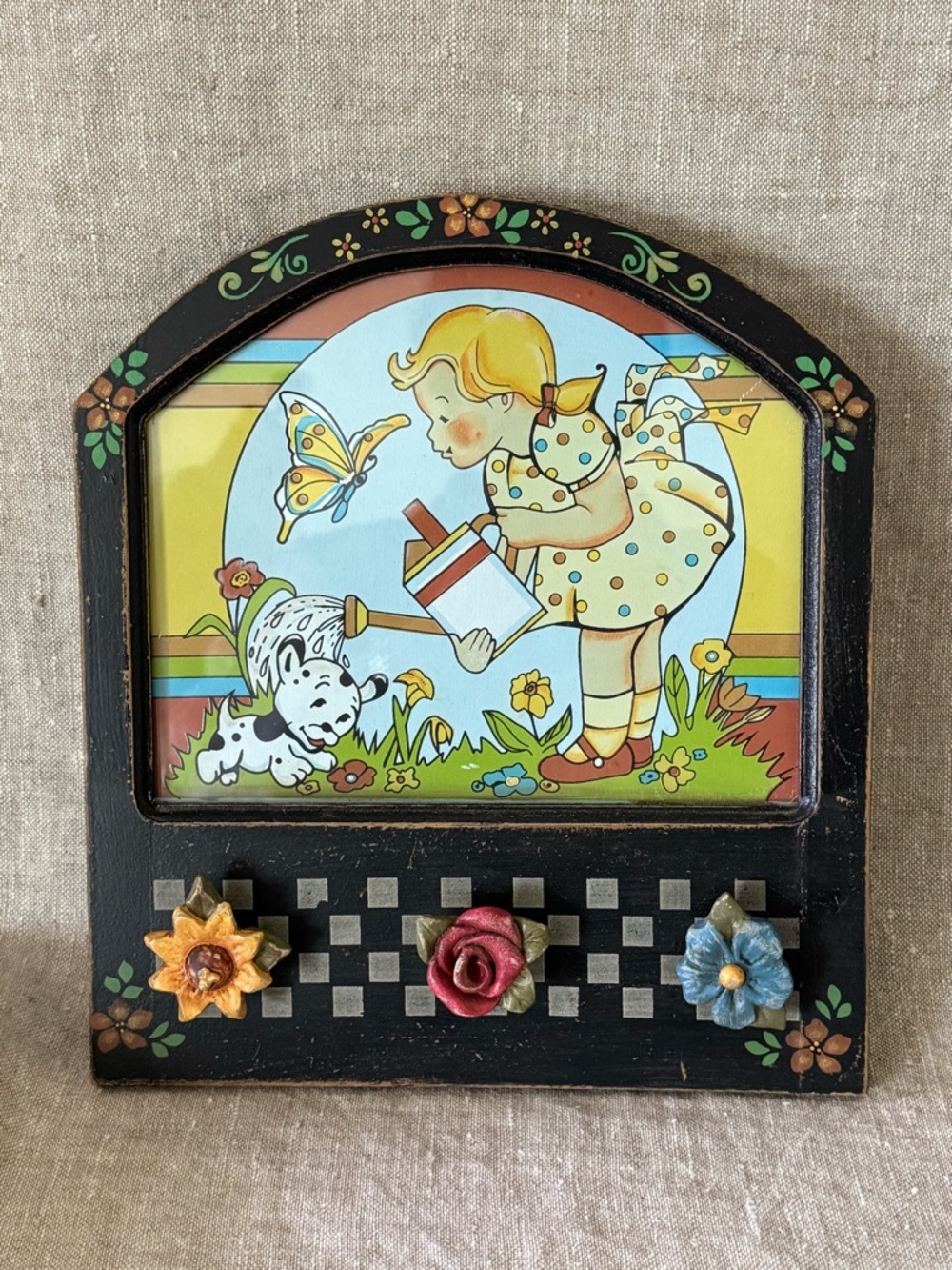 vintage child’s room wall decor Mary Engelbreit style